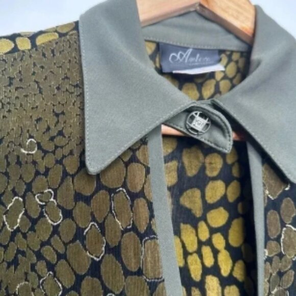 Artex Collection Crocodile Reptile Print Cardigan Blouse Size XXL - Picture 2 of 7